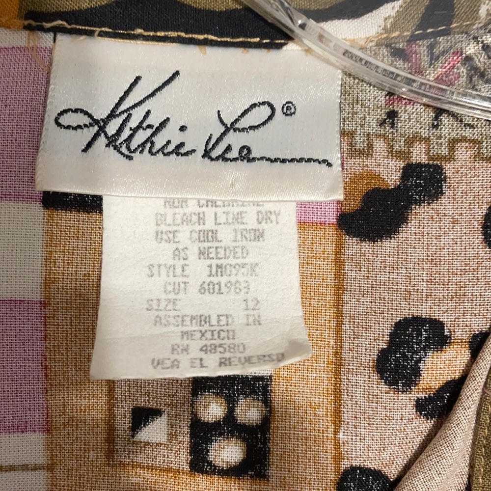 Kathy Lee size 12
